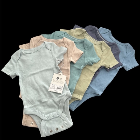 6-Pack Blue Baby Bodysuits 0-6M | OEKO-TEX Certified | Newborn Essentials - Picture 2 of 4